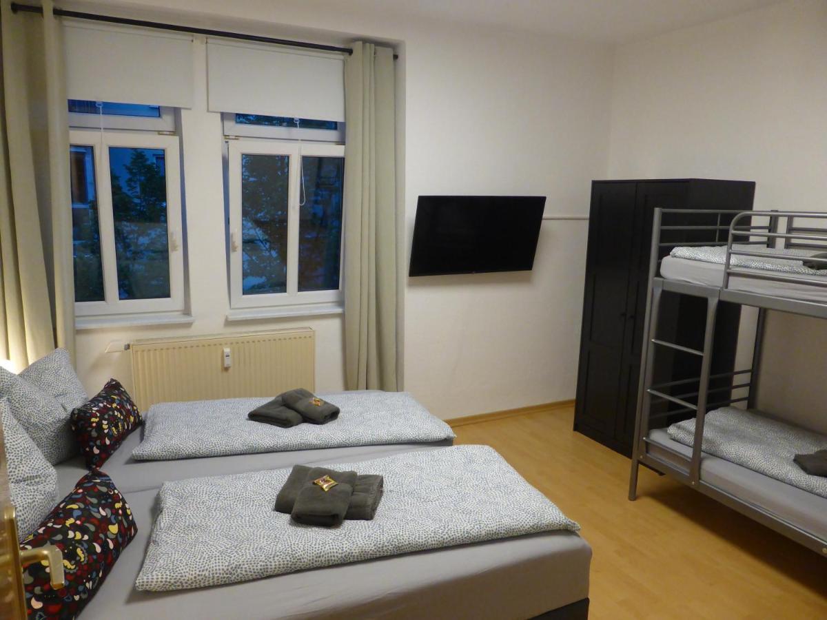 Apartment Napoleon, Naehe Zentrum, 2 Schlafzimmer, Grosser Balkon, Free Wifi ,Parken Jena Exterior foto