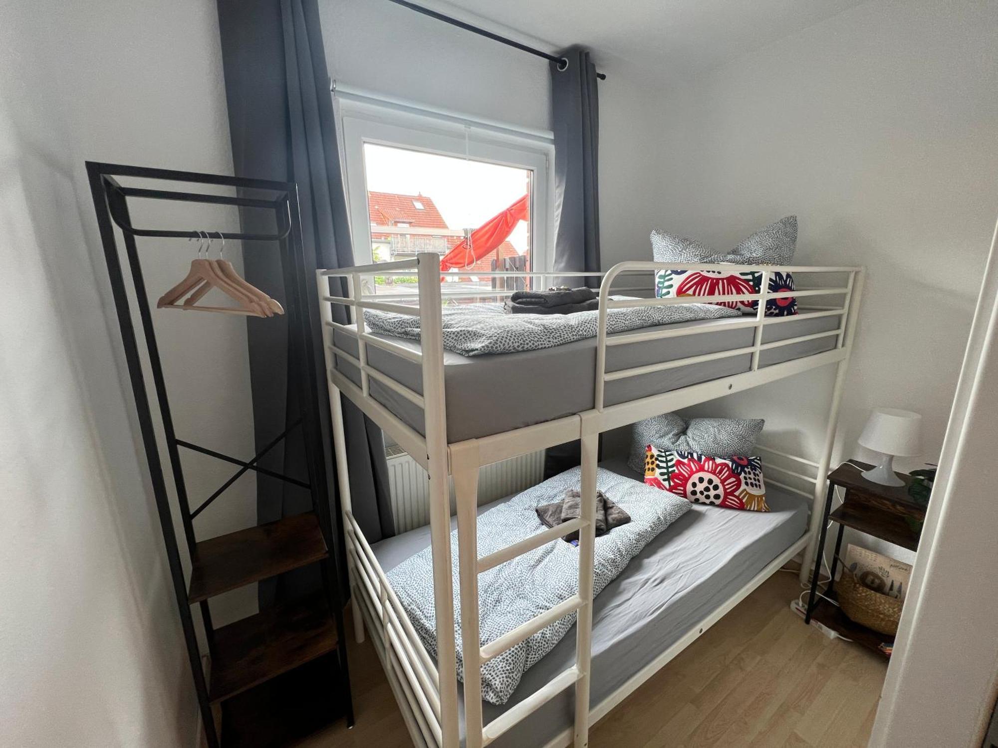 Apartment Napoleon, Naehe Zentrum, 2 Schlafzimmer, Grosser Balkon, Free Wifi ,Parken Jena Exterior foto